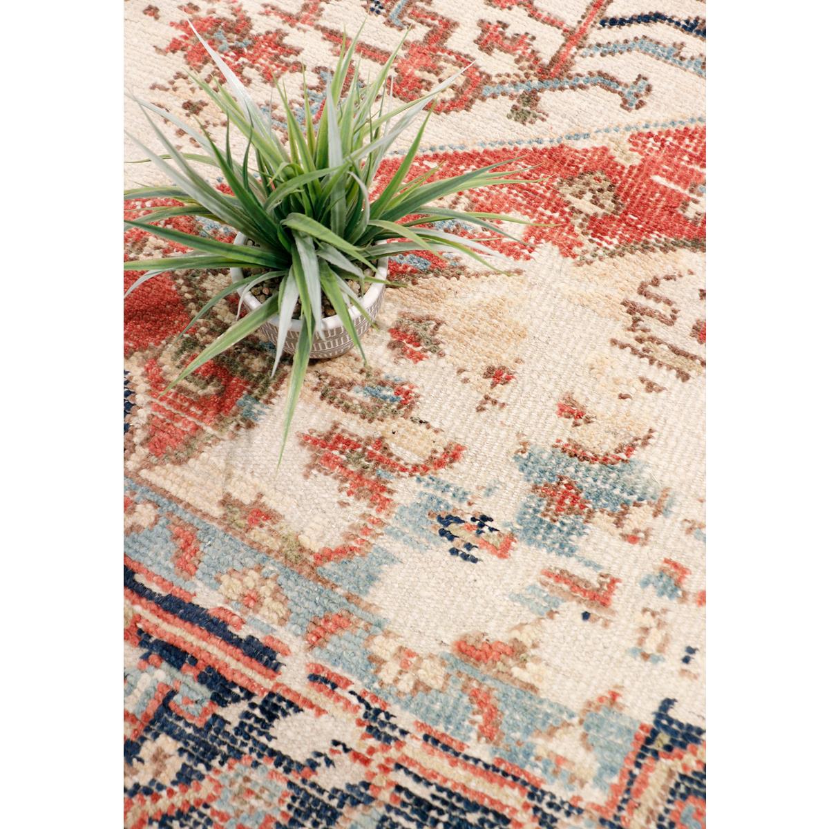 Serapi Hand Knotted Wool Oriental Rug