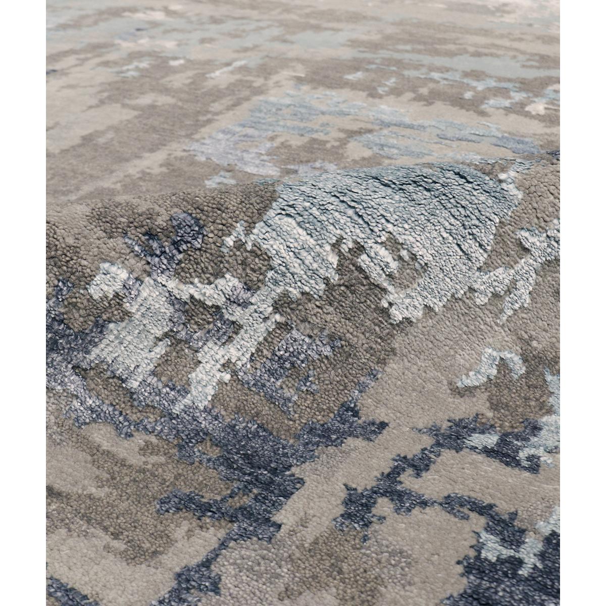 Transitional Hand-Knotted Bamboo Silk & Wool Area Rug