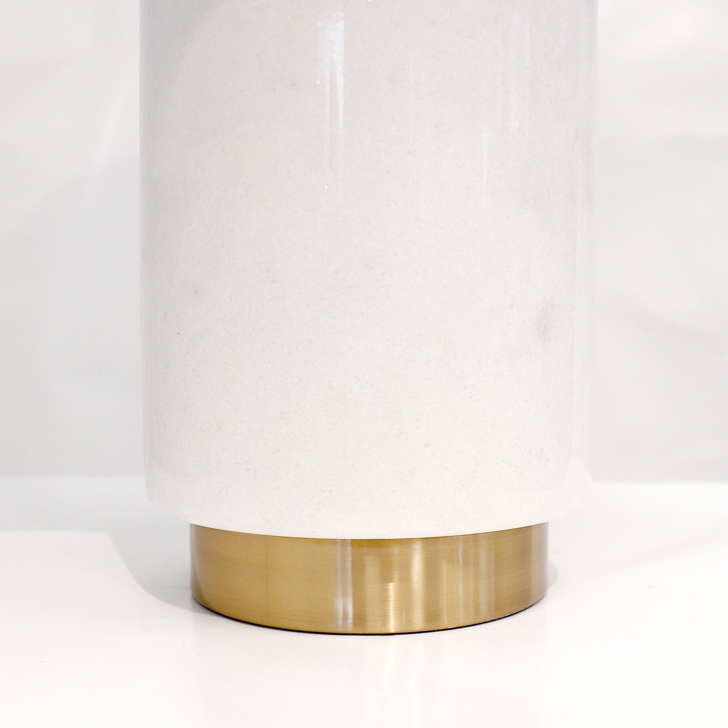 Leon Table lamp