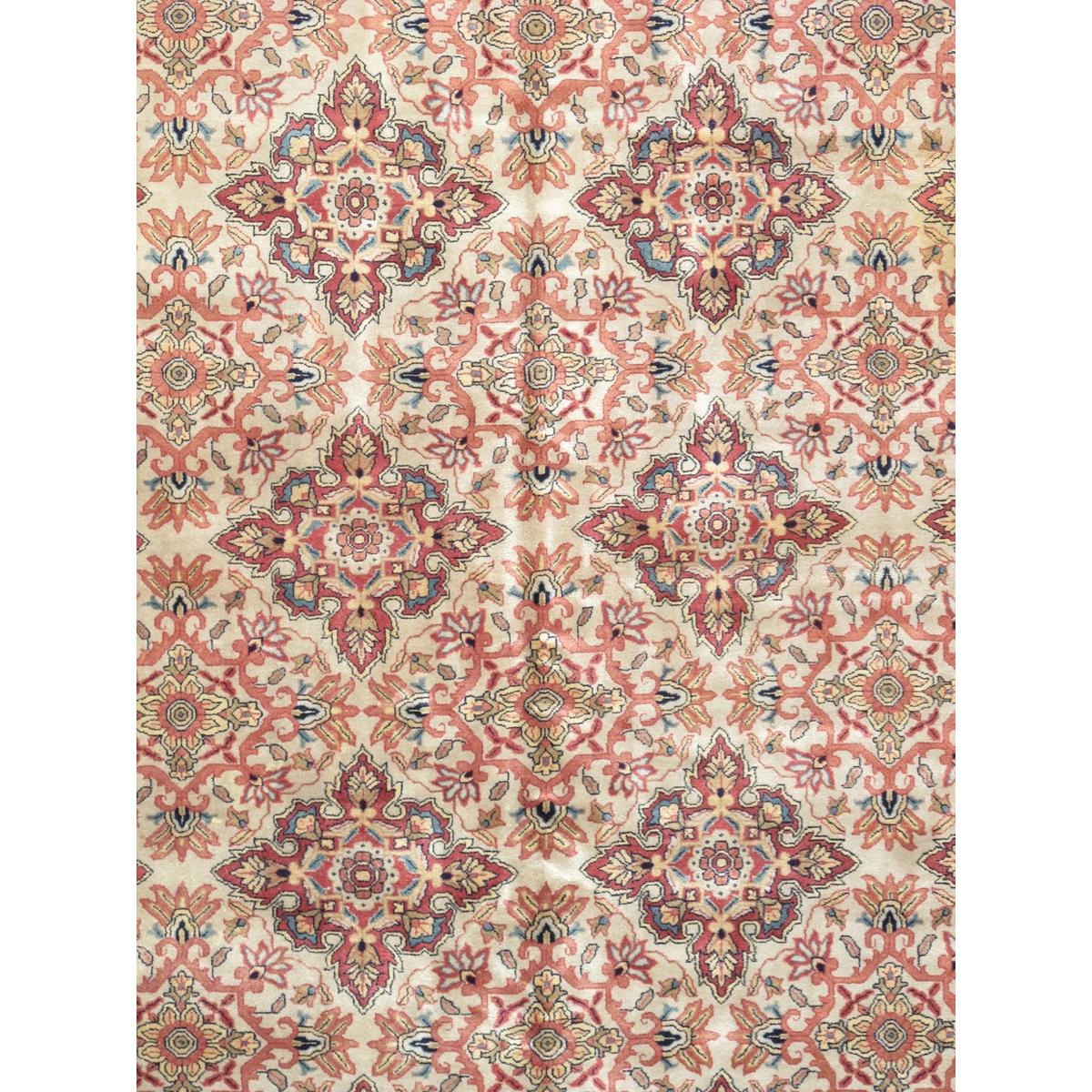 Azerbaijan Hand-Knotted Lamb's Wool Area Rug