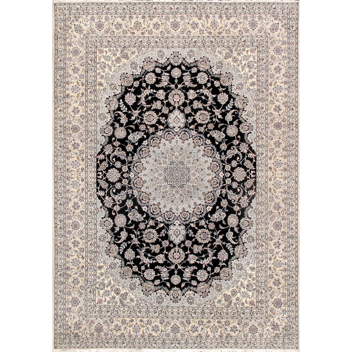 Azerbaijan Hand-Knotted Wool Area Rug