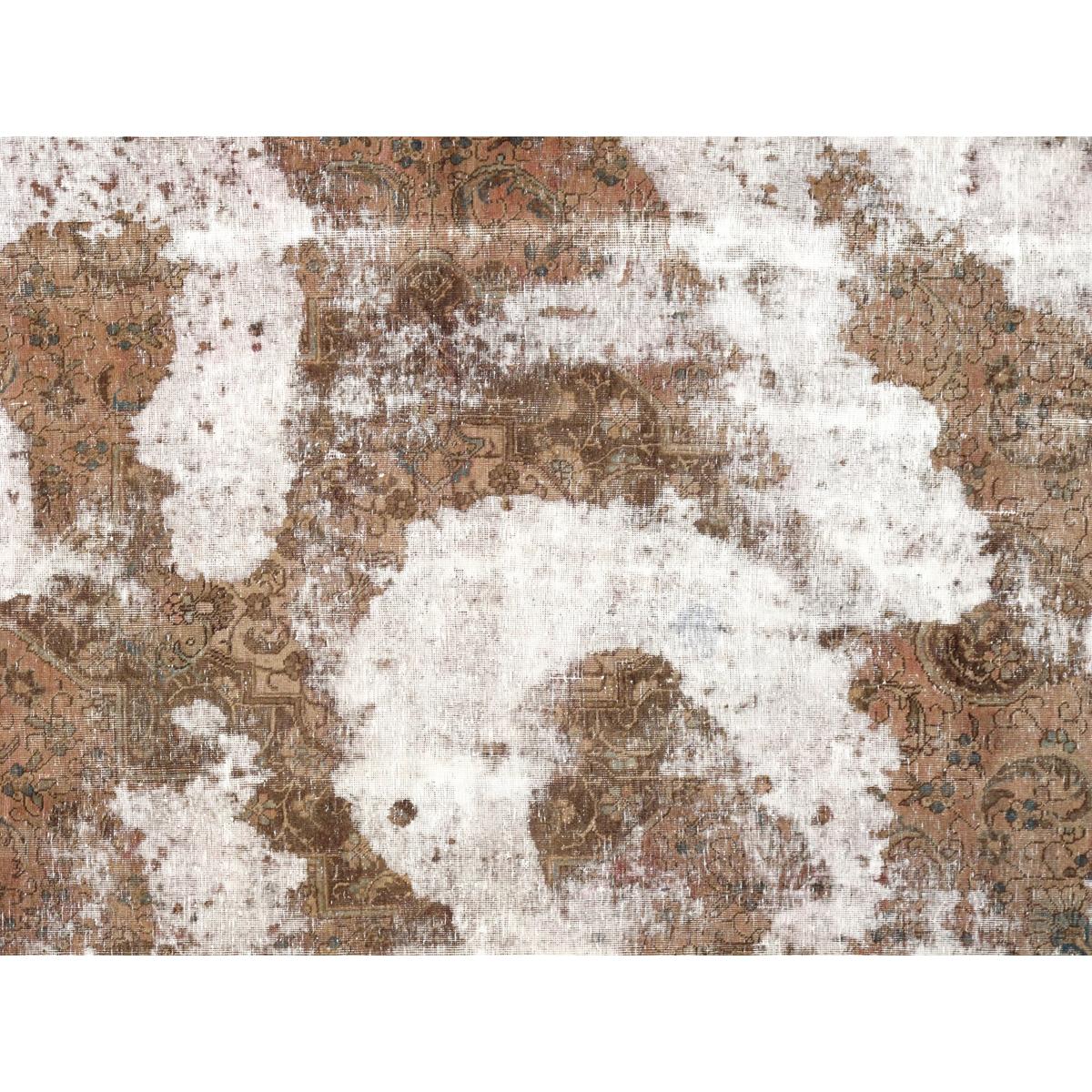 Lahore Hand-Knotted Lamb's Wool Area Rug
