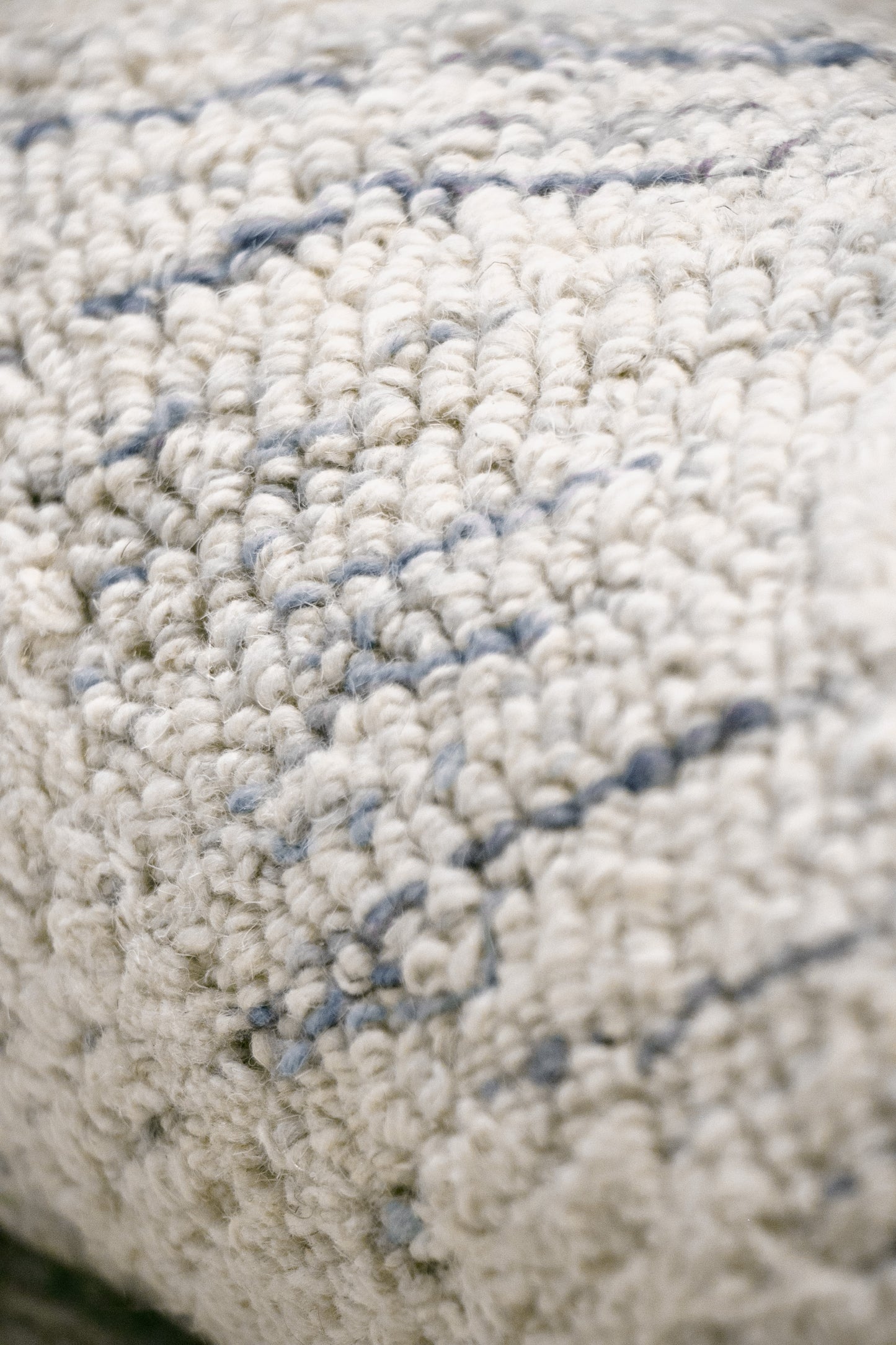 Harmony Ivory/Blue Tufted Area Rug