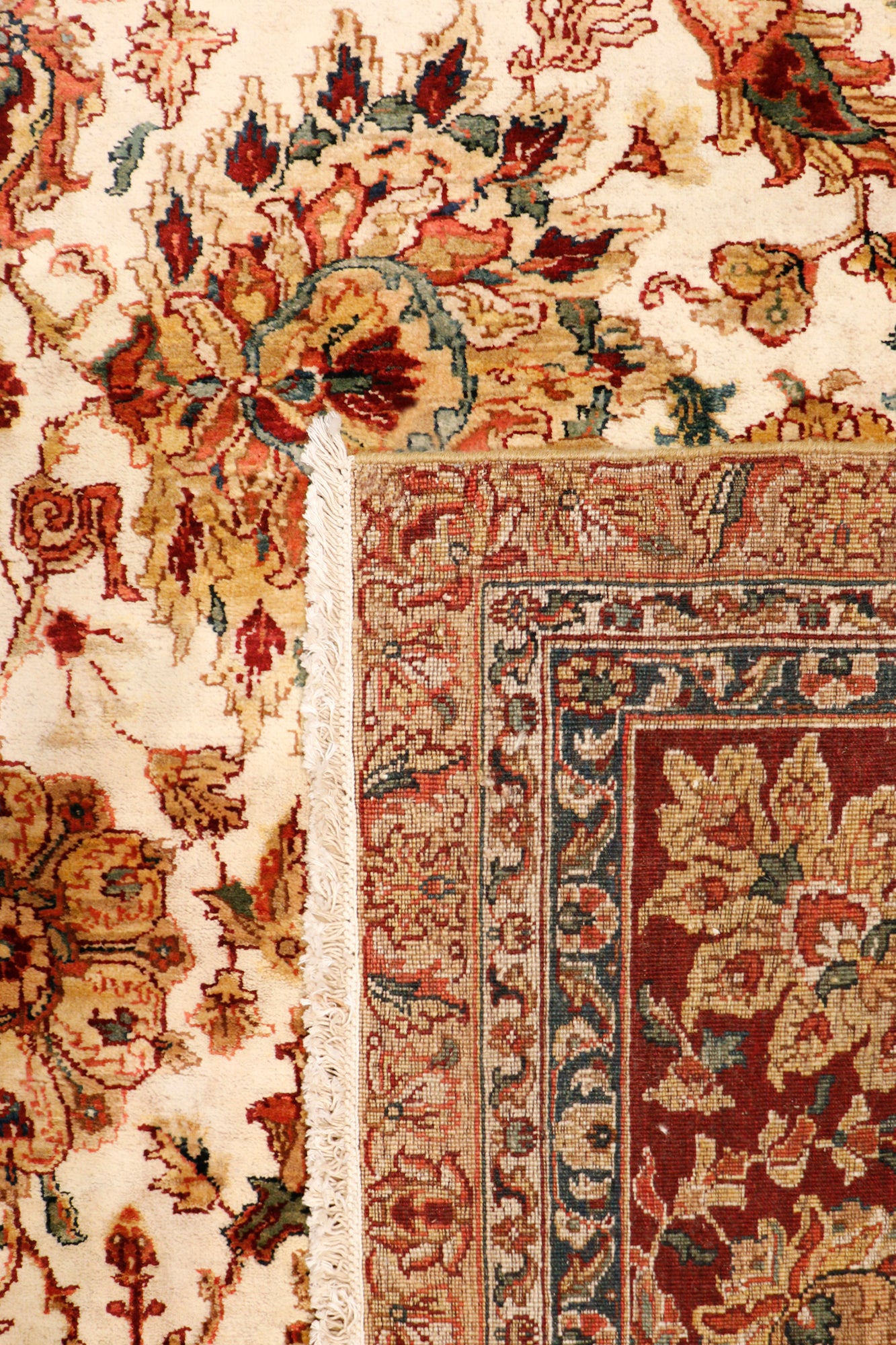 Agra Hand-Knotted Lamb's Wool Area Rug