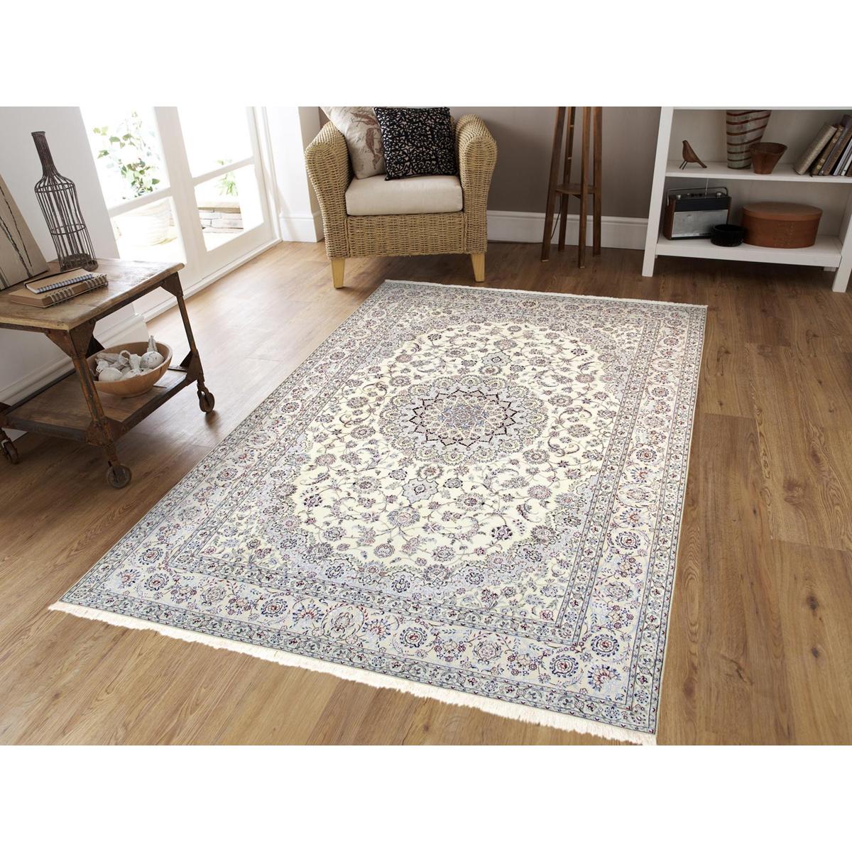Azerbaijan Hand-Knotted Silk & Wool Area Rug