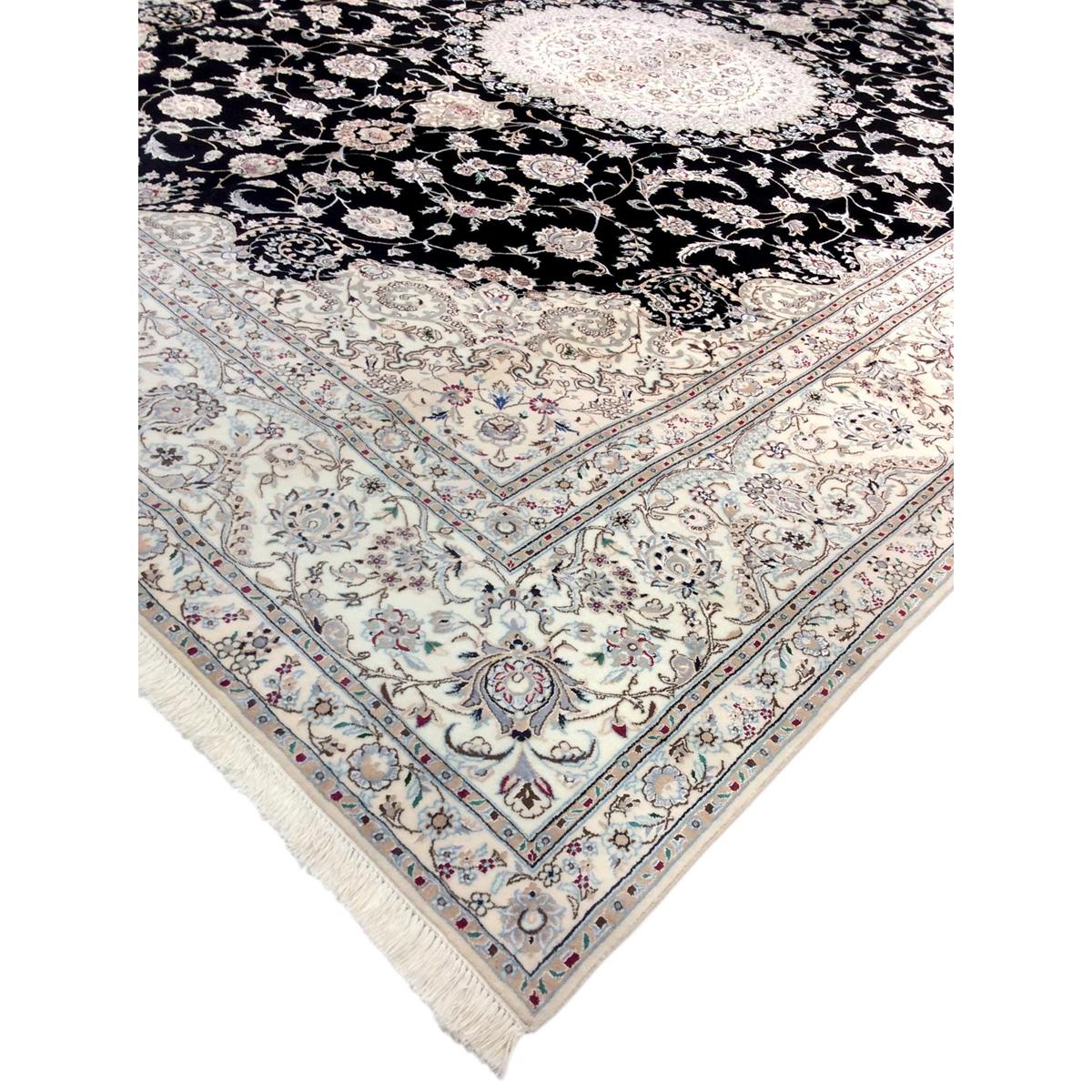 Azerbaijan Hand-Knotted Silk & Wool Area Rug