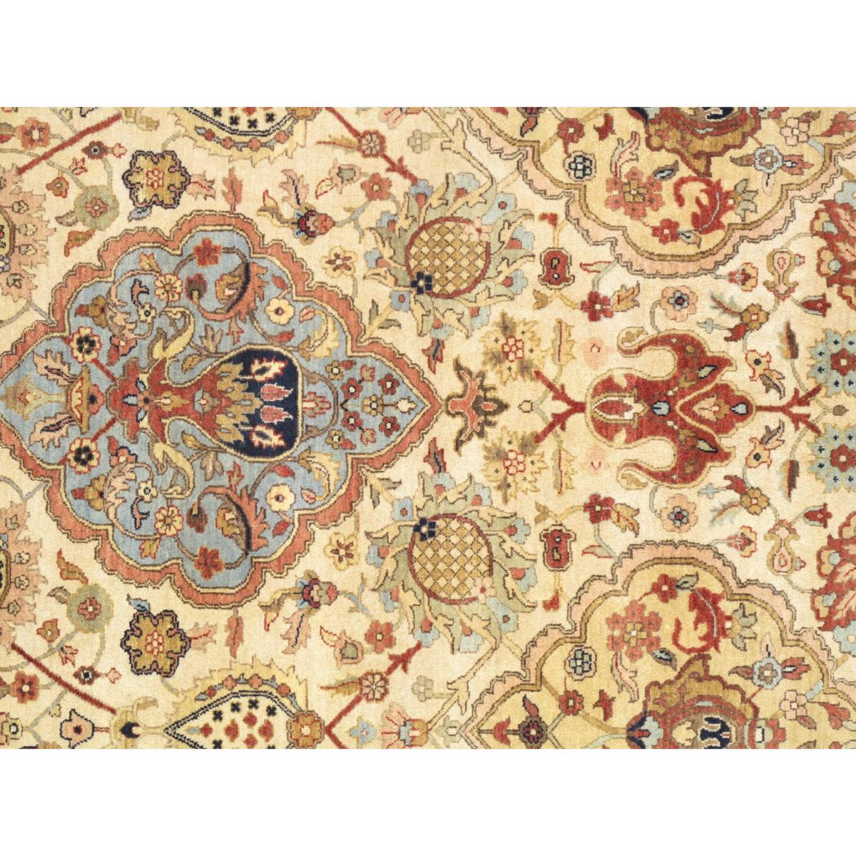 Azerbaijan Hand-Knotted Lamb's Wool Area Rug