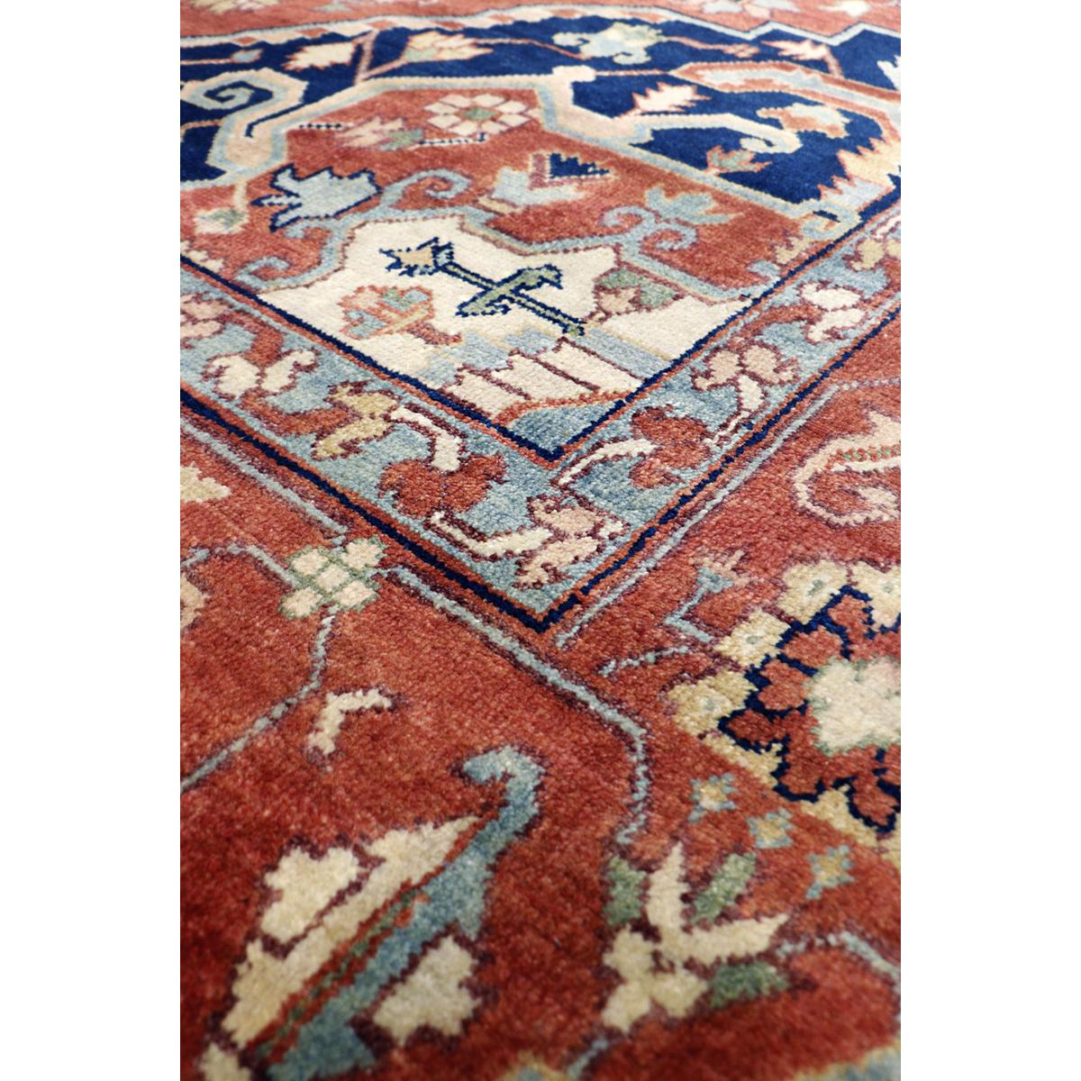Serapi Hand-Knotted Wool Oriental Area Rug