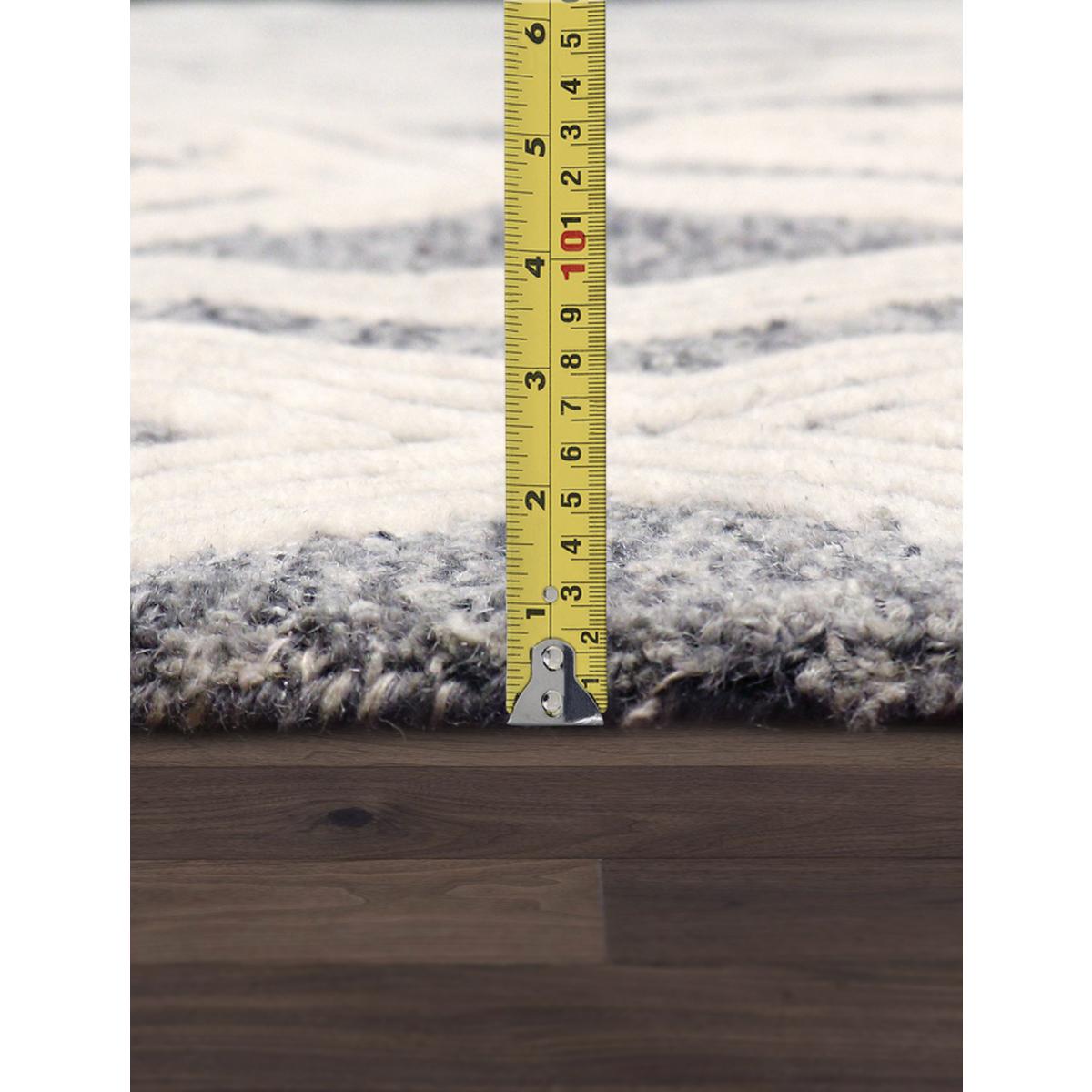 Modern Hand-Tufted Bamboo Silk & Wool Area Rug