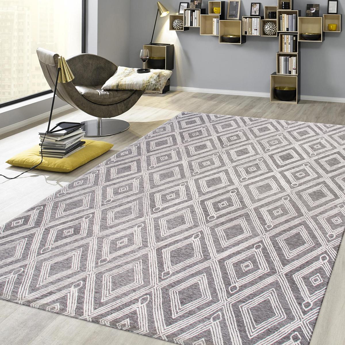 Modern Hand-Tufted Bamboo Silk & Wool Area Rug