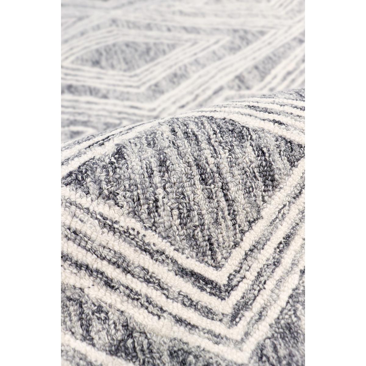 Modern Hand-Tufted Bamboo Silk & Wool Area Rug