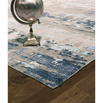 Transitional Hand-Knotted Bamboo Silk & Wool Area Rug