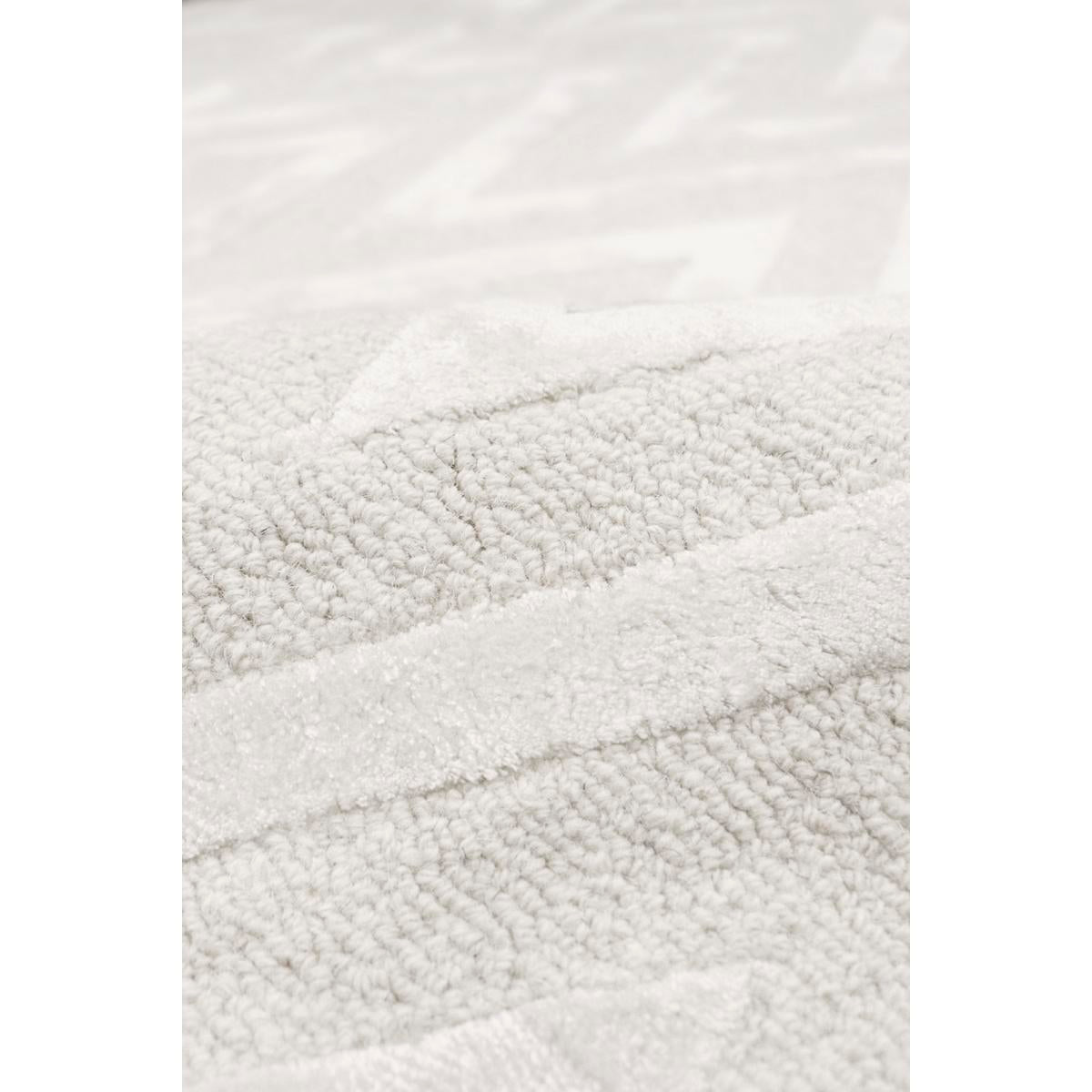 Pasargad Home Edgy Hand-Tufted Ivory Transitional Area Rug- 5' 0'' X 8' 0''