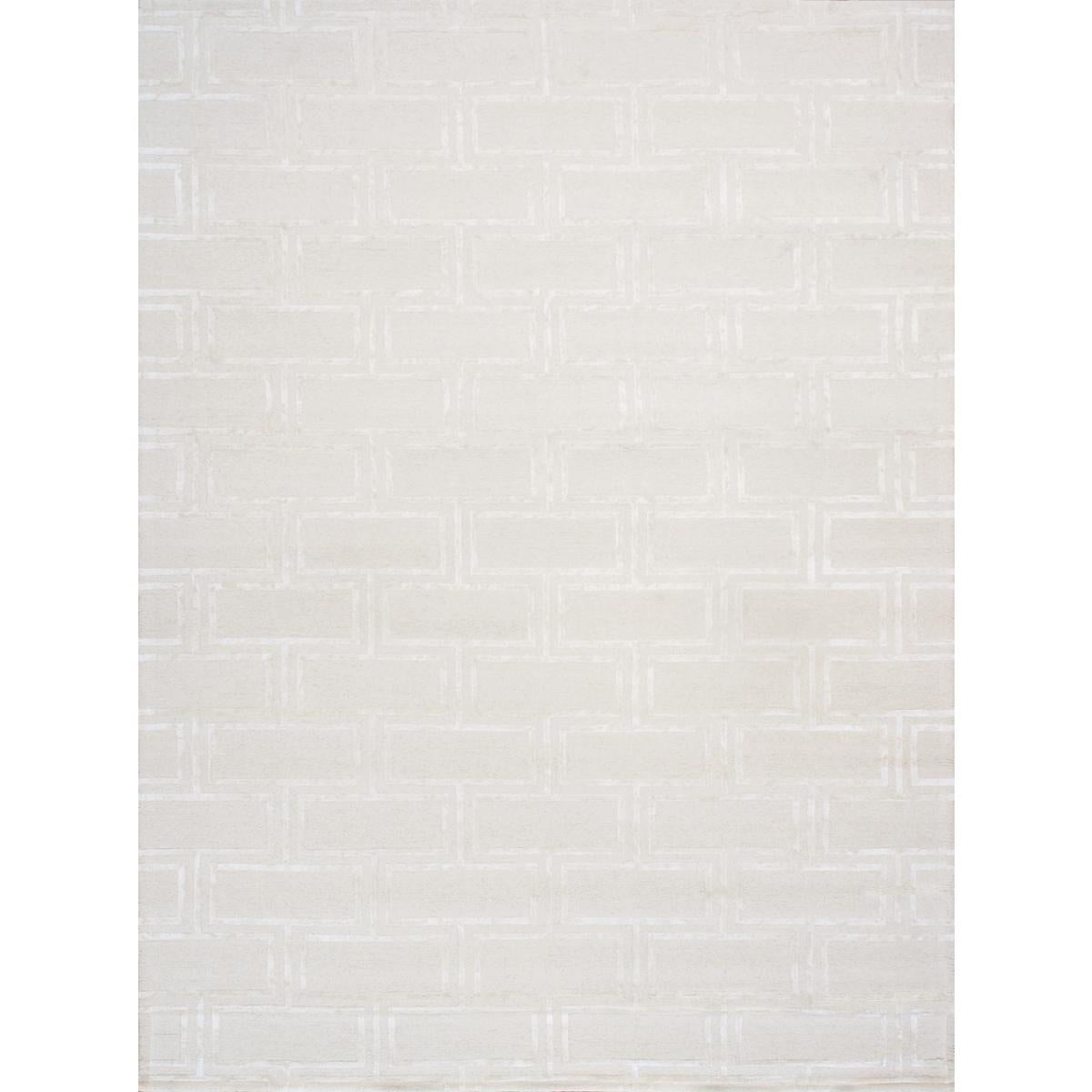 Edgy Hand-Tufted Ivory Transitional Area Rug