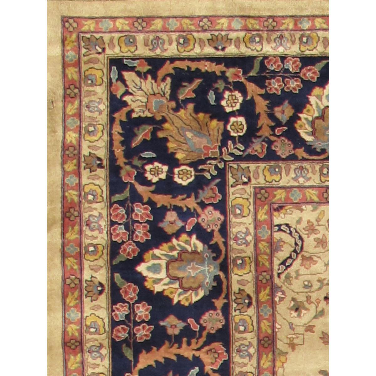 Azerbaijan Hand-Knotted Lamb's Wool Area Rug