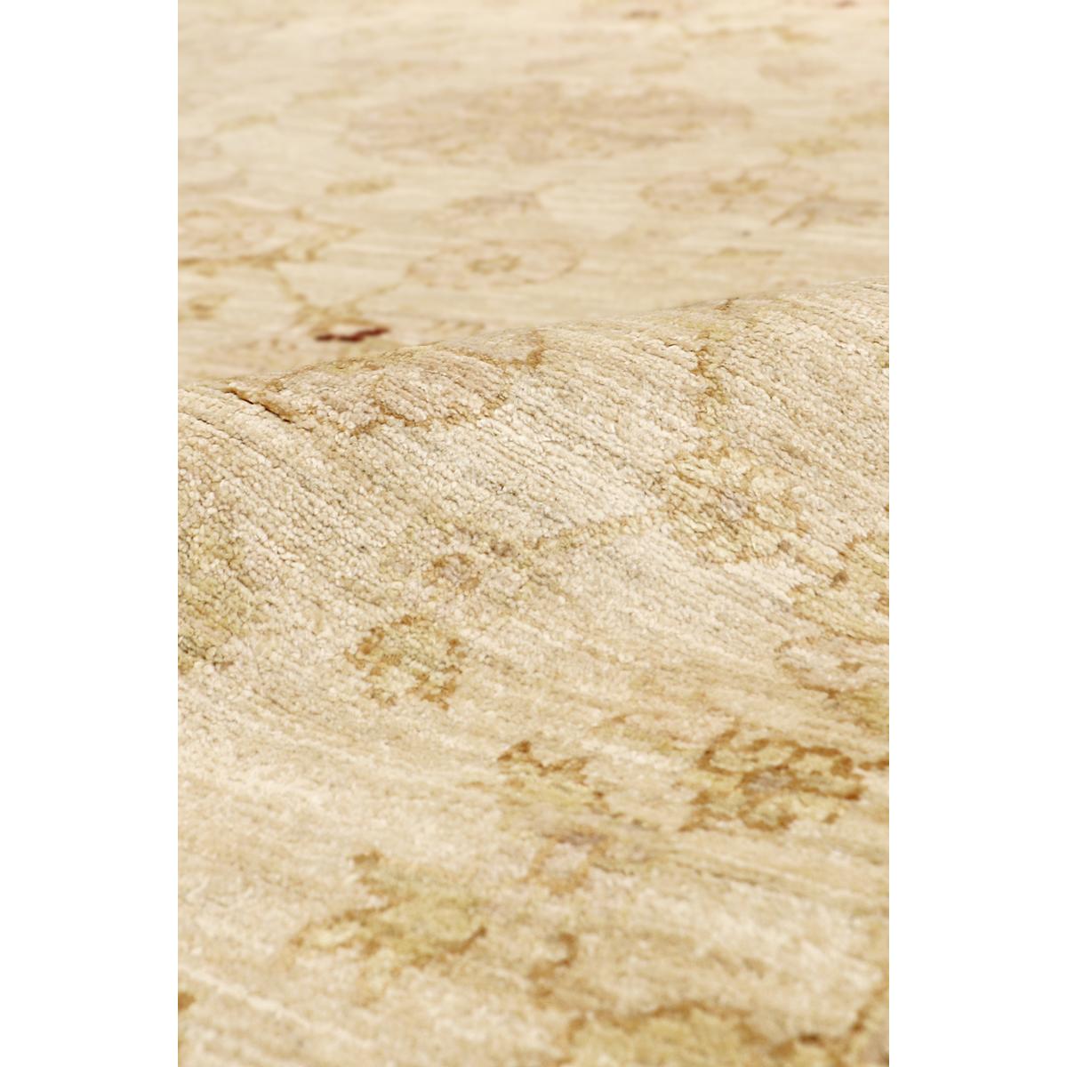 Azerbaijan Hand-Knotted Lamb's Wool Area Rug