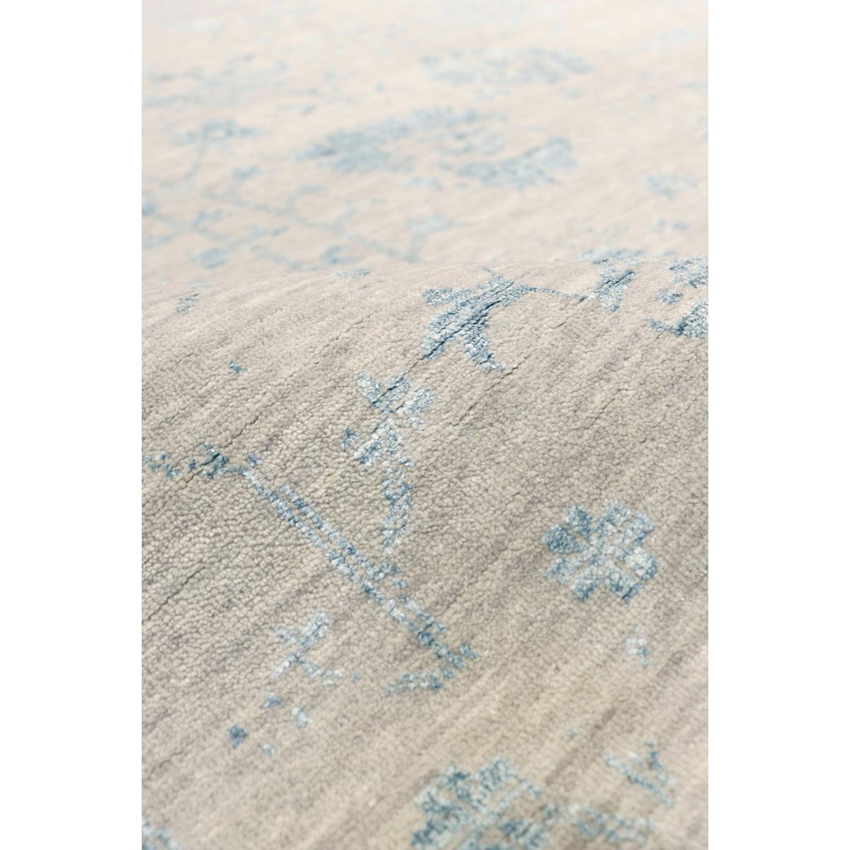 Transitional Hand-Knotted Bamboo Silk & Wool Area Rug