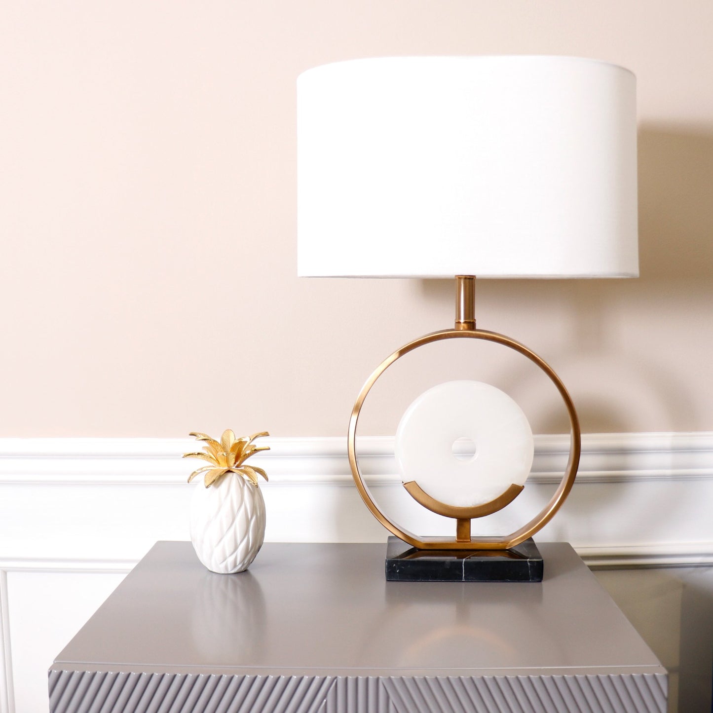 Sphere Table Lamp