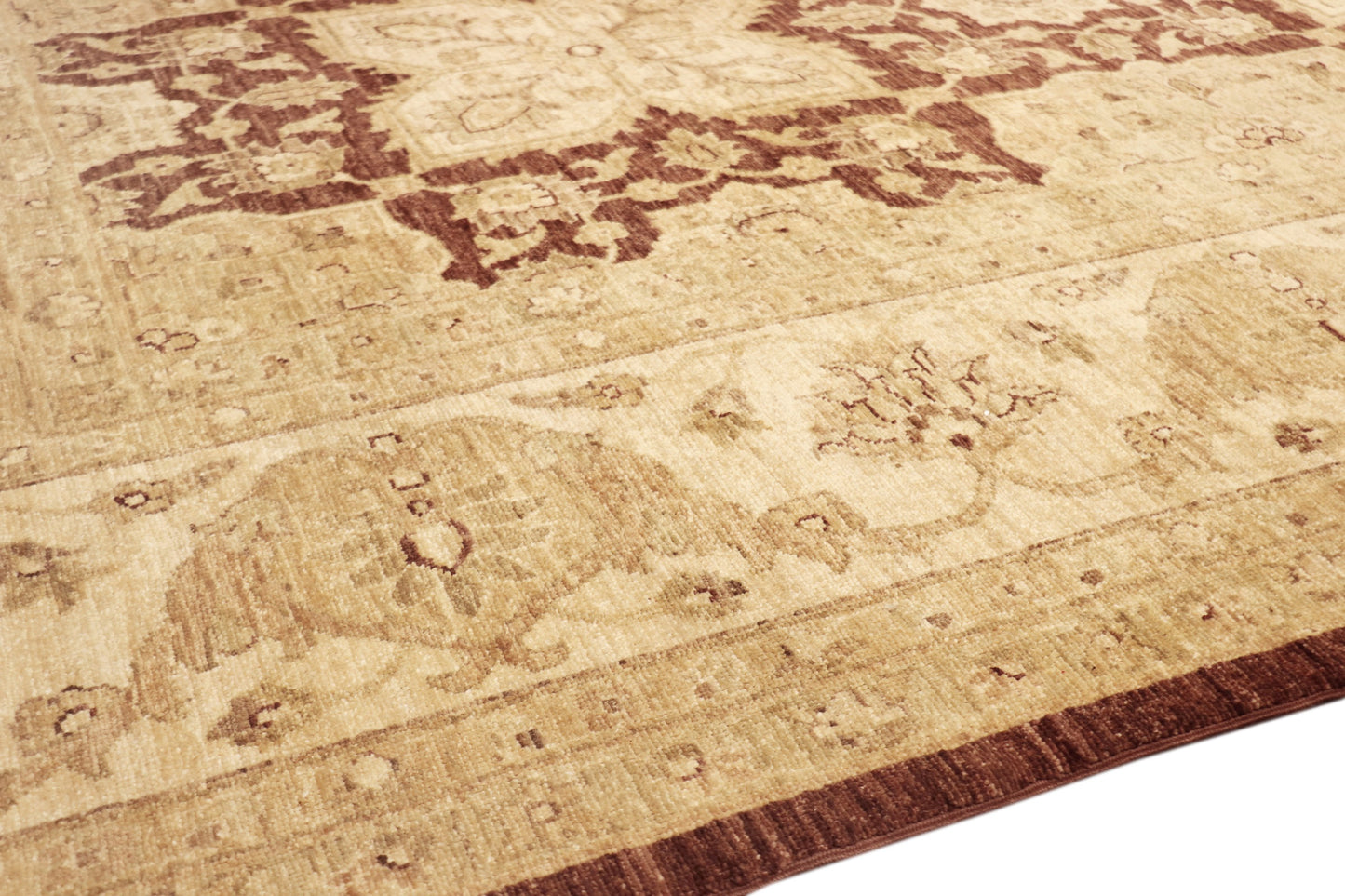 Ferehan Collection Hand-Knotted Lambs Wool Area Rug