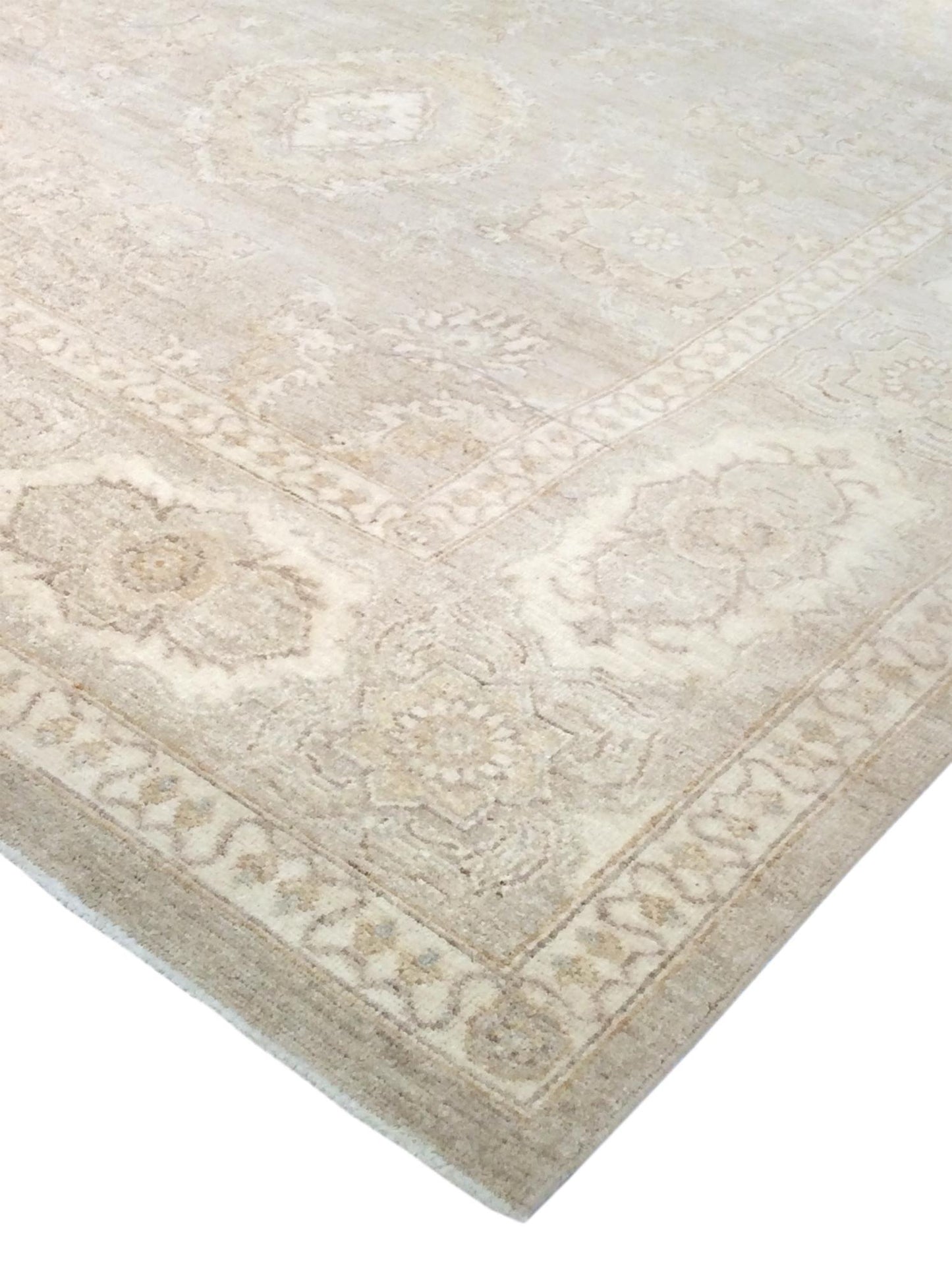 Ferehan Collection Hand-Knotted Wool Rug